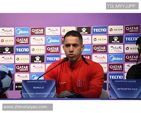 最感人足球明星退役消息引发球迷热议与怀念之情